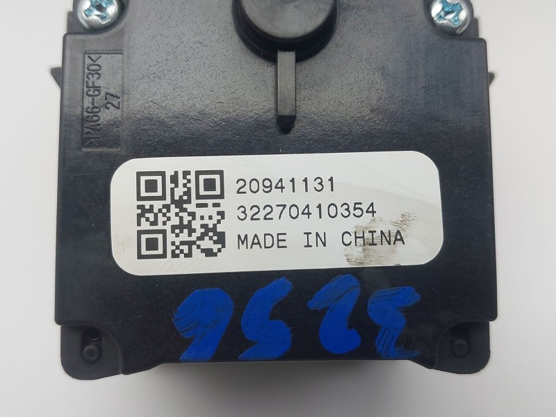Recambio de mando limpia para chevrolet cruze station wagon lt+ referencia OEM IAM 20941131 32270410354 