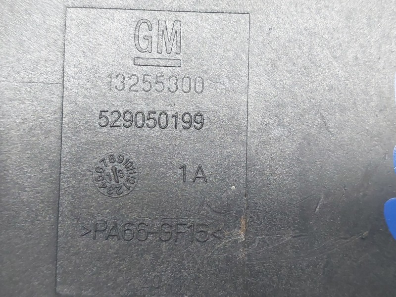 Recambio de caja reles / fusibles para chevrolet cruze station wagon lt+ referencia OEM IAM 13255300 529050199 A9B