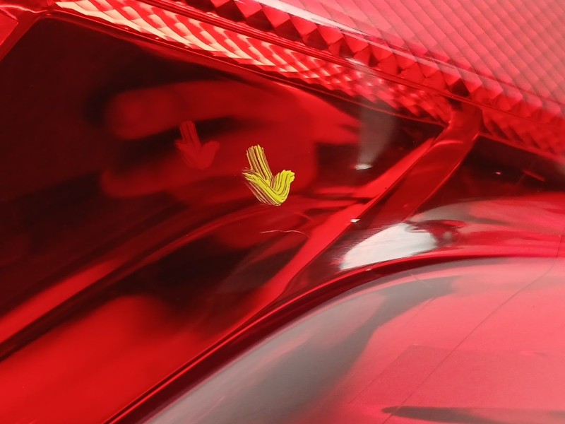 Recambio de piloto trasero derecho para chevrolet cruze station wagon lt+ referencia OEM IAM 95135585  