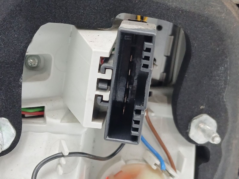 Recambio de piloto trasero derecho para bmw 5 touring (e61) 523 i referencia OEM IAM 63217177694  