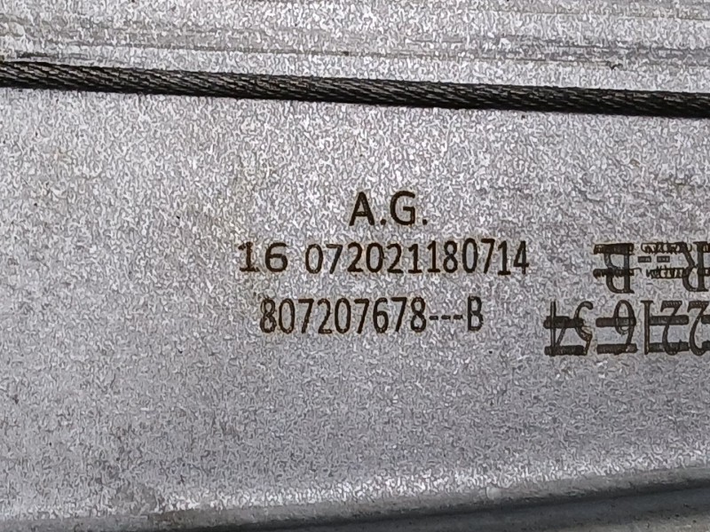 Recambio de elevalunas delantero derecho para dacia sandero iii 1.0 sce 65 referencia OEM IAM 807207678B  