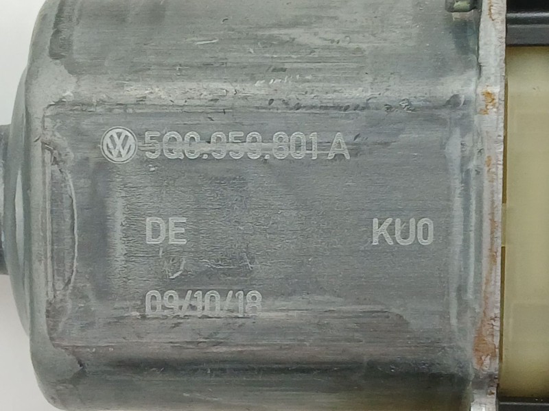 Recambio de elevalunas trasero izquierdo para skoda superb iii (3v3) 2.0 tdi referencia OEM IAM 3V0839461  5Q0959801A