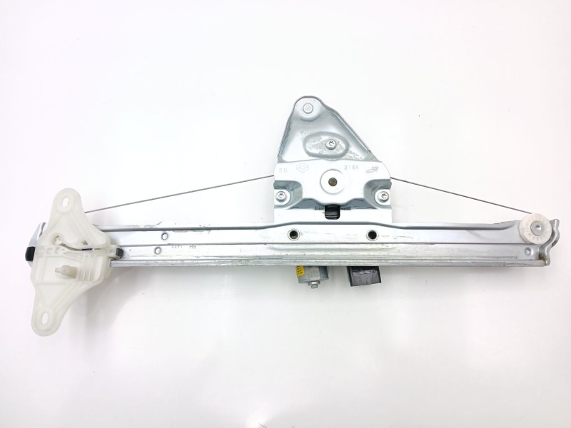 Recambio de elevalunas delantero derecho para renault arkana i (lcm_, ldn_) 1.6 e-tech 145 (ldmu) referencia OEM IAM 807206412R 