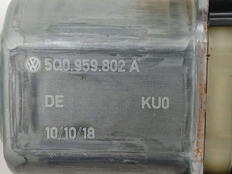 Recambio de elevalunas trasero derecho para skoda superb iii (3v3) 2.0 tdi referencia OEM IAM 3V0837462A  5Q0959802A