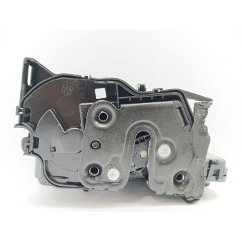 CERRADURA PUERTA TRASERA IZQUIERDA 825039922R 