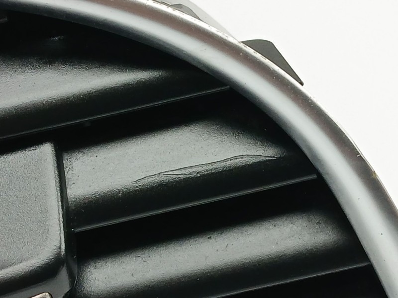 Recambio de rejilla aireadora para audi a5 (8t3) 3.0 tdi quattro referencia OEM IAM 8T1820902A  