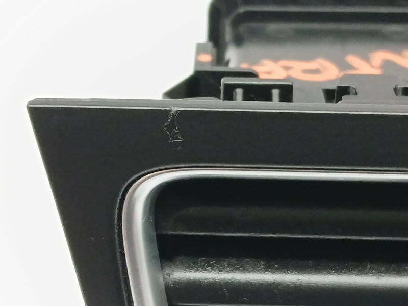 Recambio de rejilla aireadora para audi a5 (8t3) 3.0 tdi quattro referencia OEM IAM 8T1820951A  