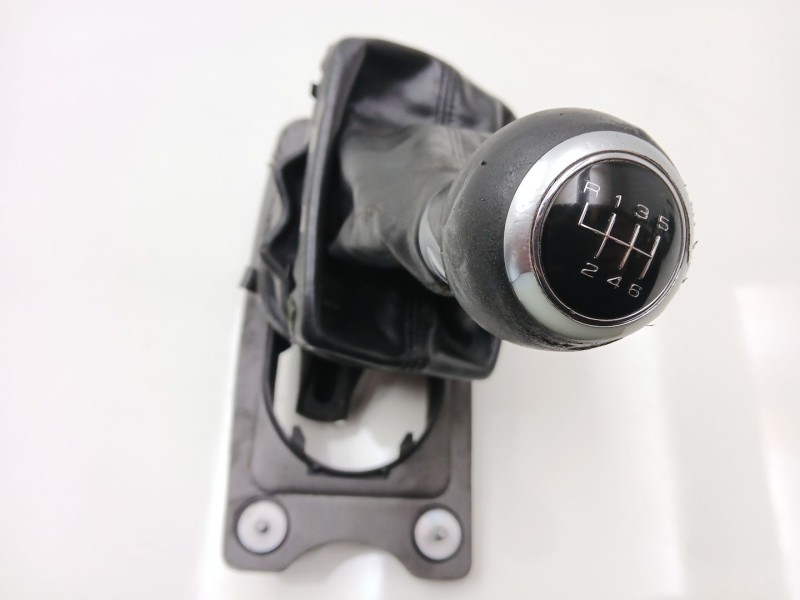 Recambio de palanca cambio para audi a5 (8t3) 3.0 tdi quattro referencia OEM IAM 8K0711055F  