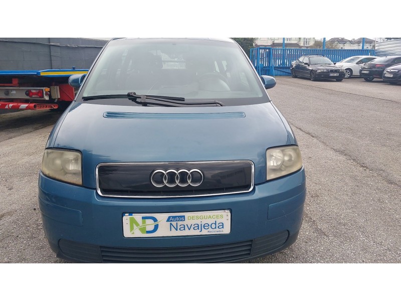 audi a2 (8z0) del año 2002
