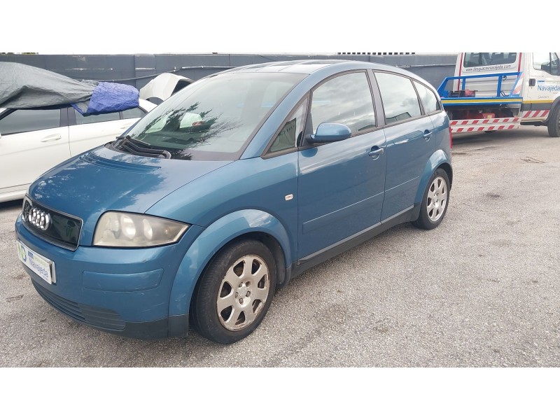 audi a2 (8z0) del año 2002