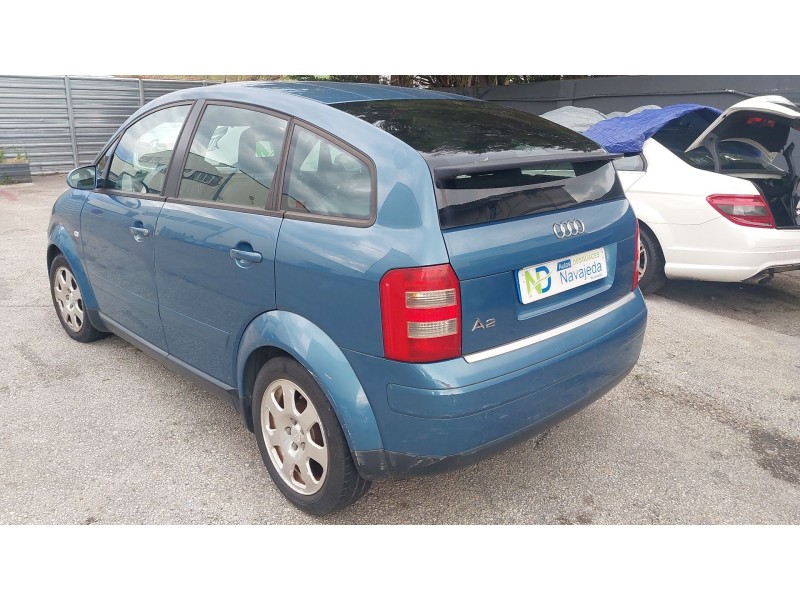audi a2 (8z0) del año 2002