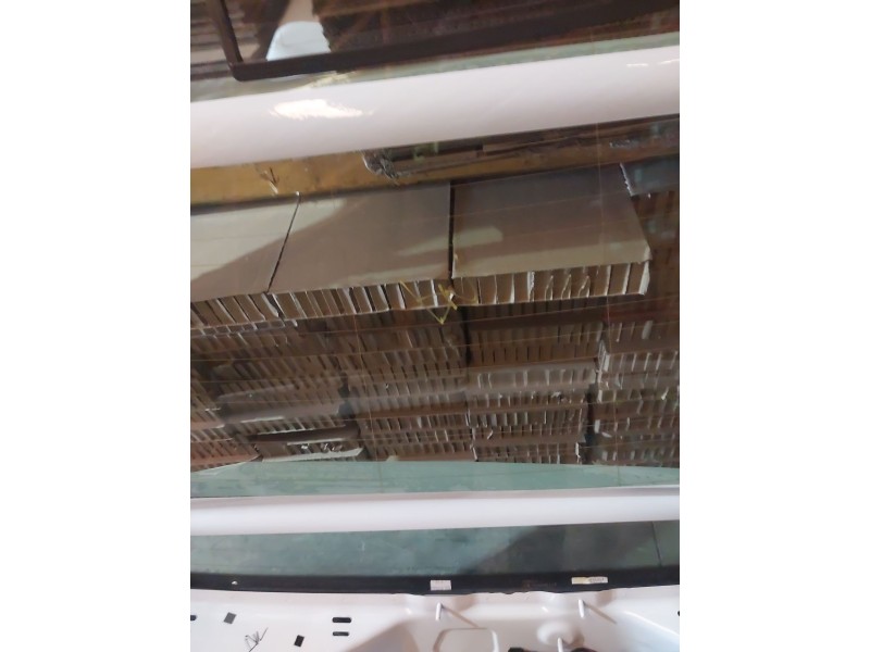 Recambio de porton trasero para skoda superb iii (3v3) 2.0 tdi referencia OEM IAM 3V5827023D  