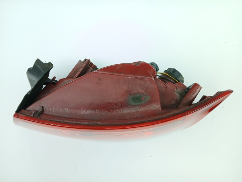 Recambio de piloto trasero derecho para audi a5 (8t3) 3.0 tdi quattro referencia OEM IAM 8T0945096  