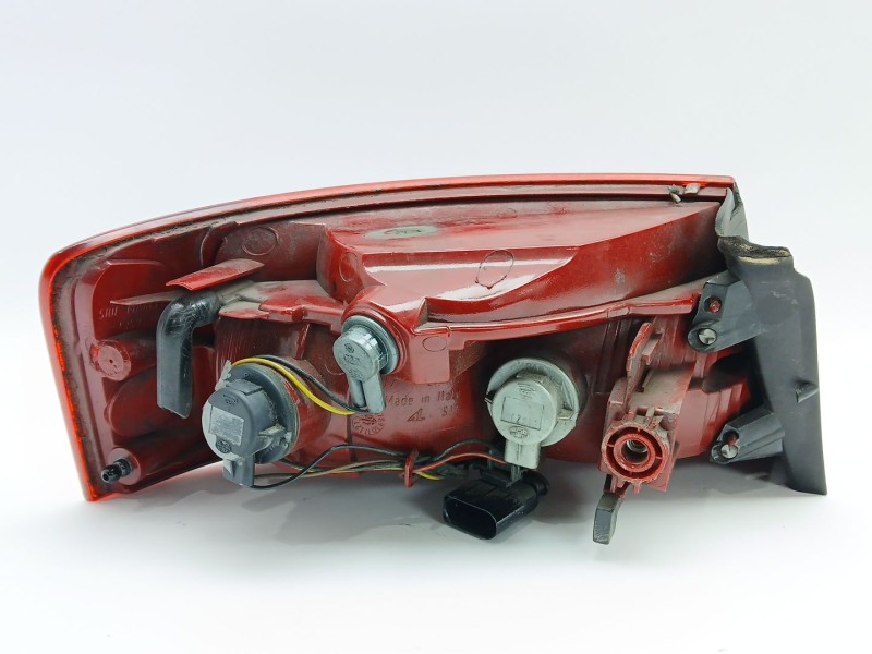 Recambio de piloto trasero derecho para audi a5 (8t3) 3.0 tdi quattro referencia OEM IAM 8T0945096  