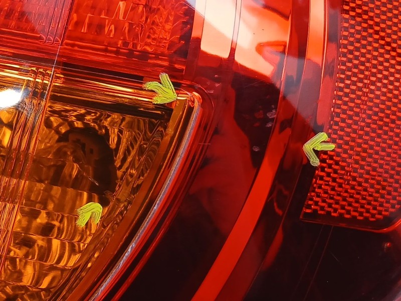 Recambio de piloto trasero derecho para lexus is ii (_e2_) 220d (ale20) referencia OEM IAM 8155153162  