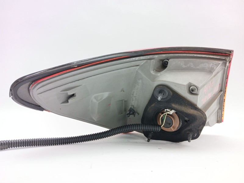 Recambio de piloto trasero derecho para lexus is ii (_e2_) 220d (ale20) referencia OEM IAM 8155153162  