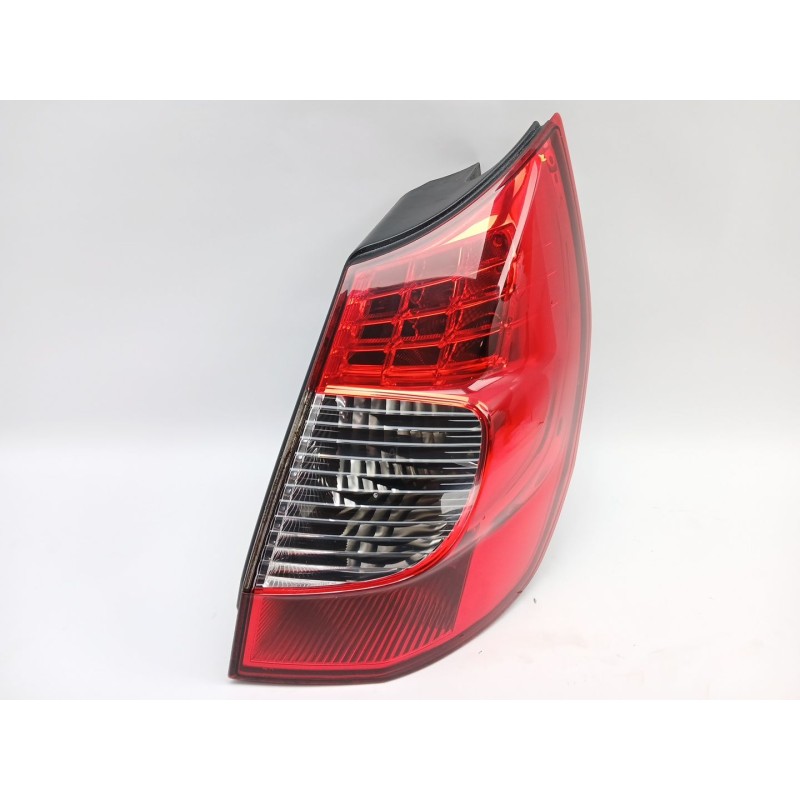 Recambio de piloto trasero derecho para renault scénic ii (jm0/1_) 1.5 dci (jm1e, jm16) referencia OEM IAM 8200493375  