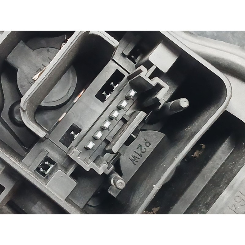 Recambio de piloto trasero izquierdo para renault scénic ii (jm0/1_) 1.5 dci (jm1e, jm16) referencia OEM IAM 8200493374  