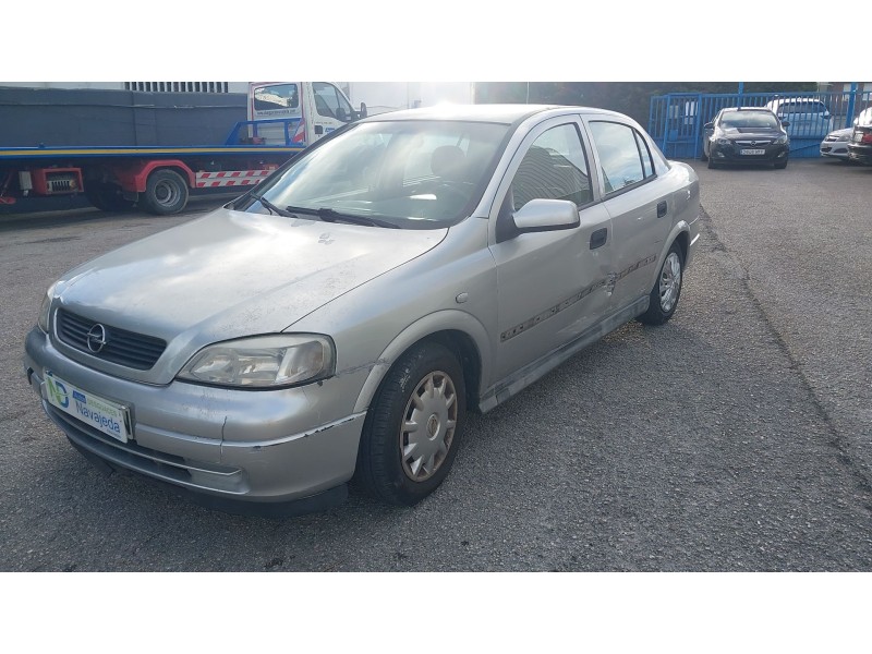 opel astra g sedán (t98) del año 1999