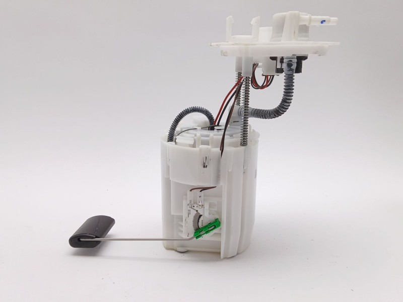 Recambio de bomba combustible para hyundai kona furgoneta/suv (os, ose, osi) 1.6 gdi hybrid referencia OEM IAM 31110DF100  