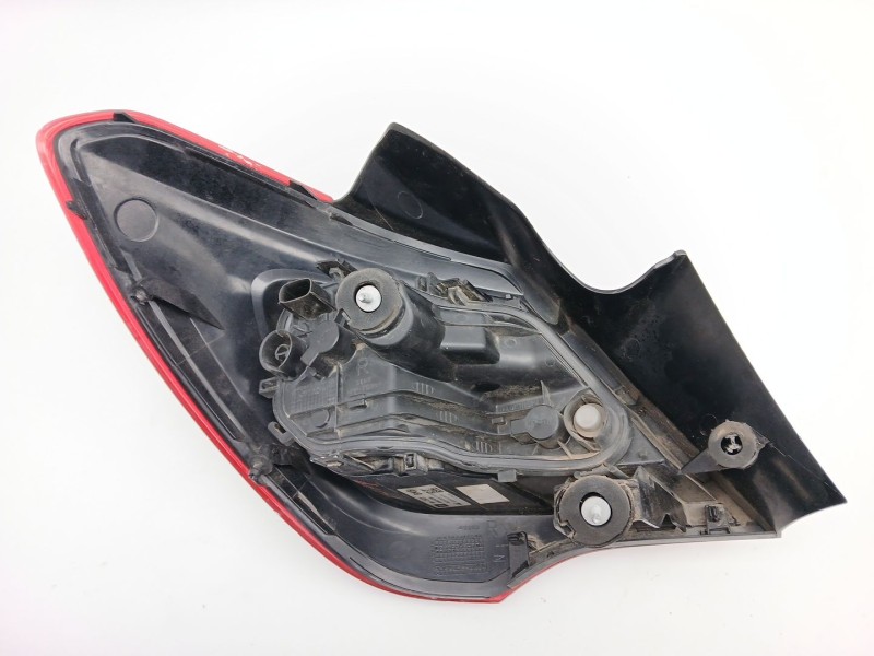 Recambio de piloto trasero derecho para opel corsa e (x15) 1.3 cdti (08, 68) referencia OEM IAM 39012622  