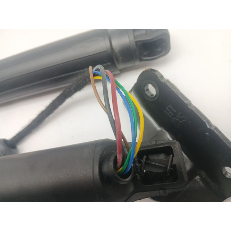 Recambio de amortiguadores maletero / porton para hyundai kona furgoneta/suv (os, ose, osi) 1.6 gdi hybrid referencia OEM IAM 81