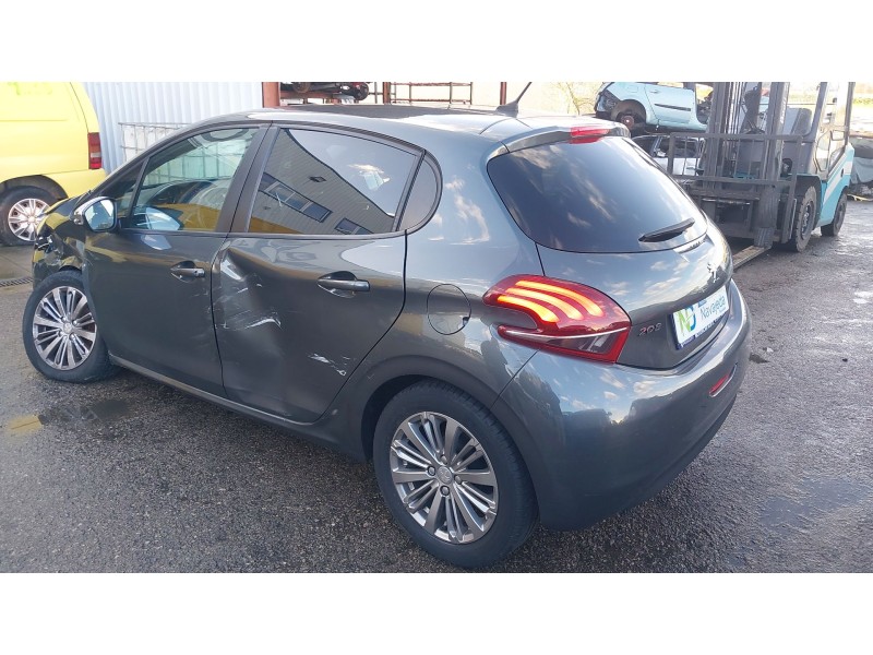 peugeot 208 i (ca_, cc_) del año 2016