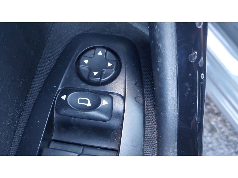 peugeot 208 i (ca_, cc_) del año 2016