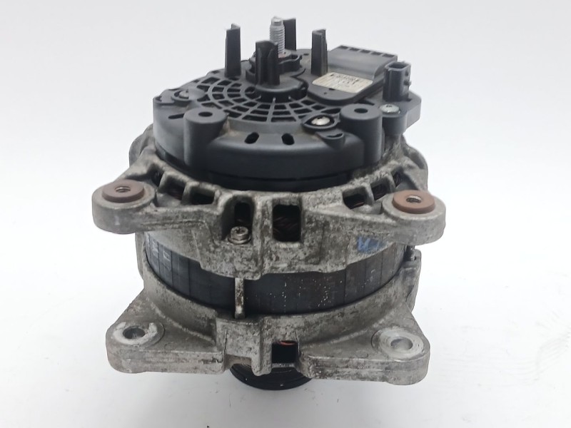 Recambio de alternador para renault kadjar (ha_, hl_) 1.6 dci 130 referencia OEM IAM 231004BE0B  