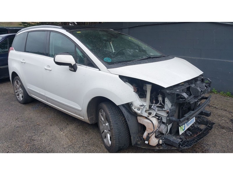 peugeot 5008 (0u_, 0e_) del año 2015