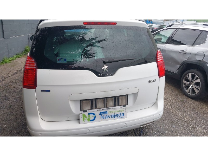 peugeot 5008 (0u_, 0e_) del año 2015