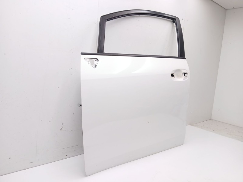 Recambio de puerta delantera izquierda para toyota verso (_r2_) 1.6 (zgr20_) referencia OEM IAM 670020F020  