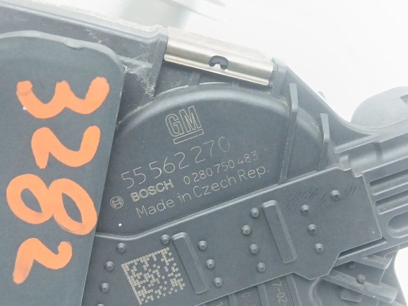 Recambio de caja mariposa para opel corsa e selective referencia OEM IAM 55562270  