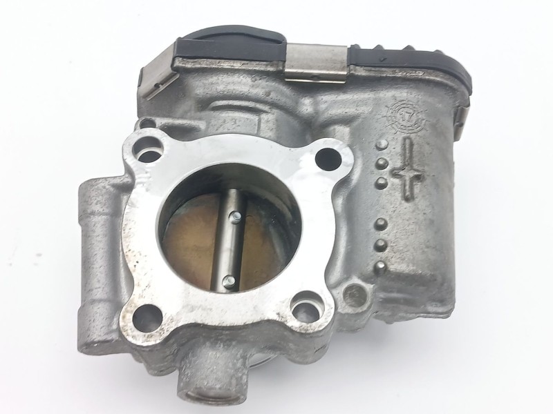 Recambio de caja mariposa para opel corsa e selective referencia OEM IAM 55562270  