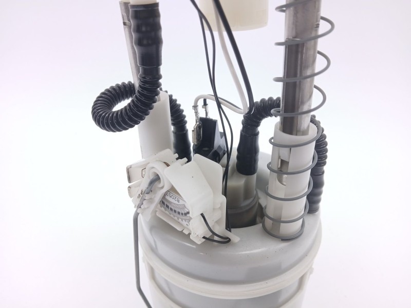 Recambio de bomba combustible para nissan micra v (k14) 1.0 referencia OEM IAM 170405FF0A  