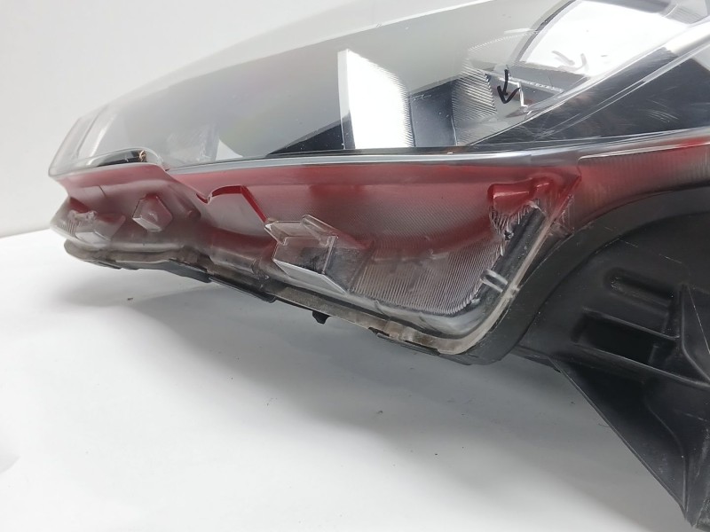 Recambio de faro izquierdo para nissan micra v (k14) 1.0 referencia OEM IAM 260605FA0A  