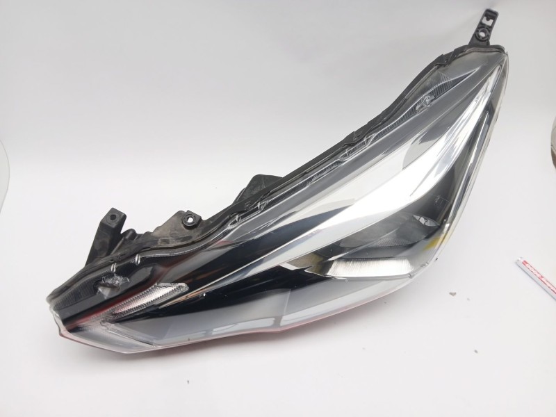 Recambio de faro izquierdo para nissan micra v (k14) 1.0 referencia OEM IAM 260605FA0A  