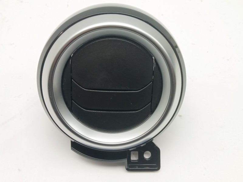 Recambio de rejilla aireadora para nissan micra v (k14) 1.0 referencia OEM IAM 687655FA0A 687535FA0A 