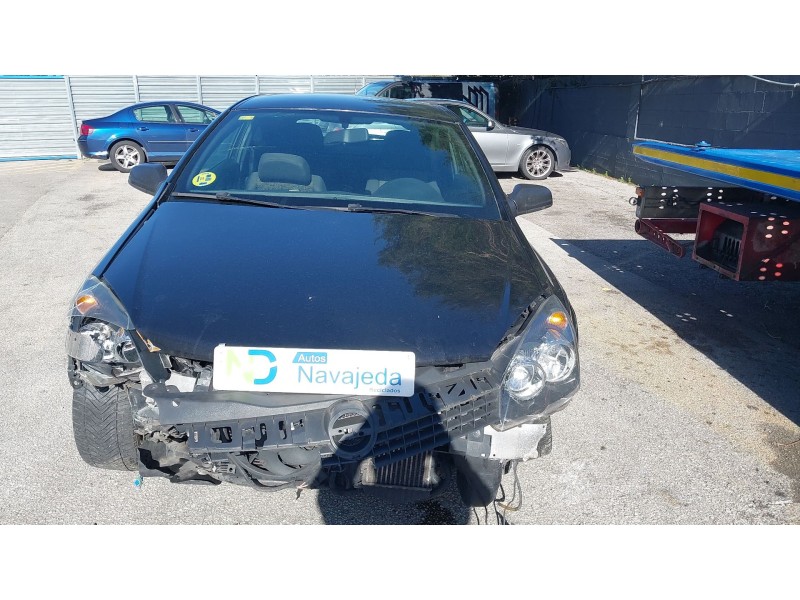 opel astra h gtc (a04) del año 2007