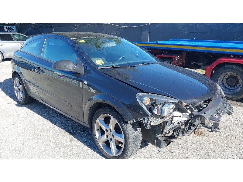 opel astra h gtc (a04) del año 2007