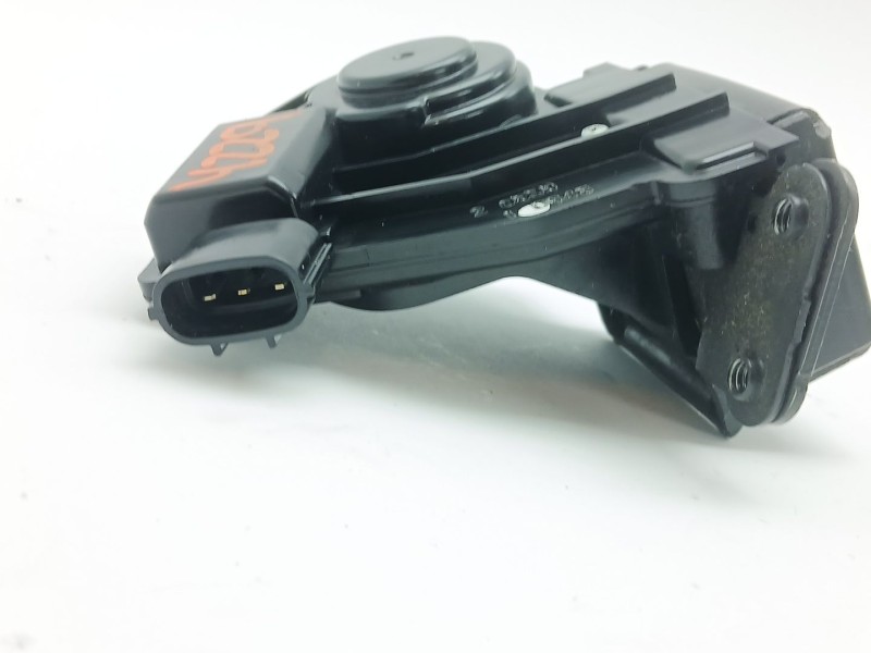 Recambio de cerradura maletero / porton para toyota verso (_r2_) 1.6 (zgr20_) referencia OEM IAM 6935002080  