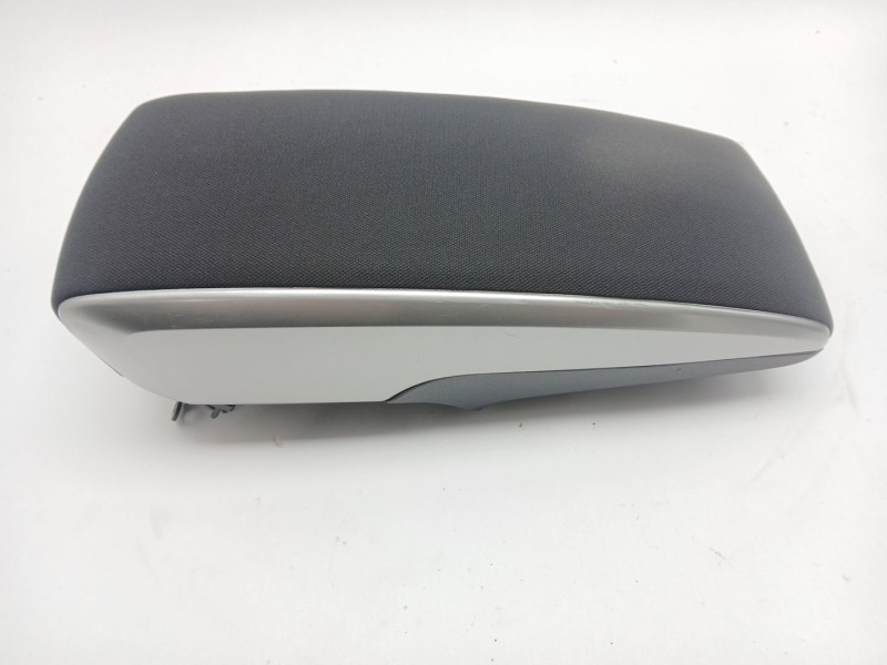 Recambio de apoyabrazos central para toyota verso (_r2_) 1.6 (zgr20_) referencia OEM IAM 589650F010  