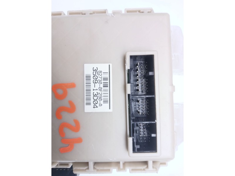 Recambio de caja reles / fusibles para toyota verso (_r2_) 1.6 (zgr20_) referencia OEM IAM 011713D04 350913D04 