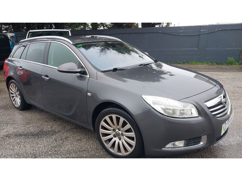 opel insignia a (g09) del año 2011