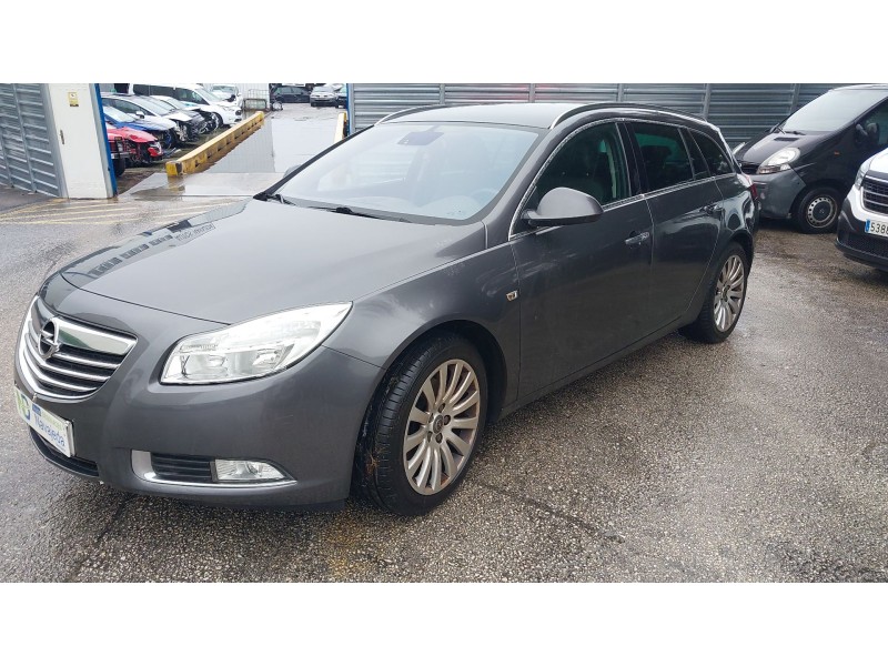 opel insignia a (g09) del año 2011