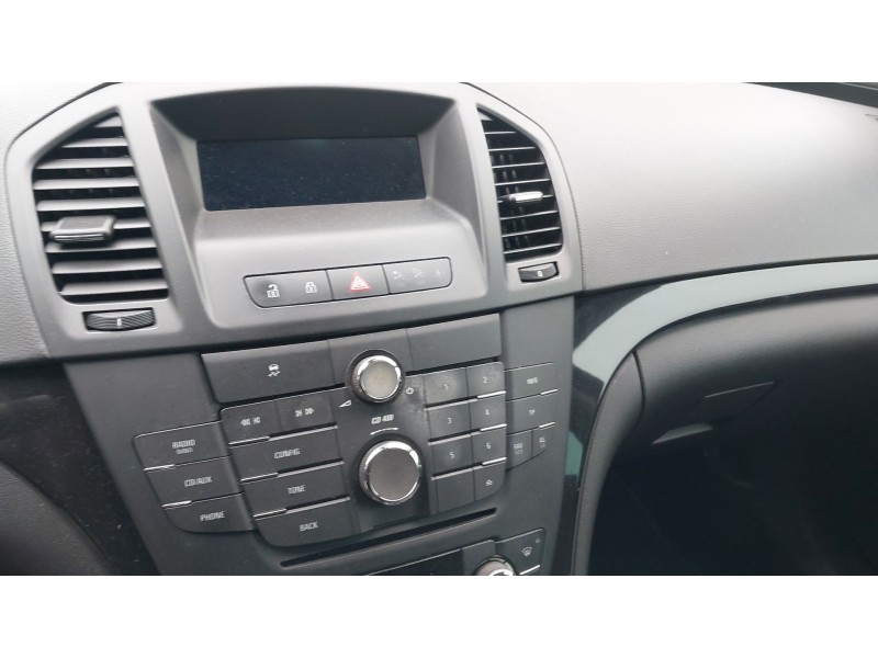 opel insignia a (g09) del año 2011