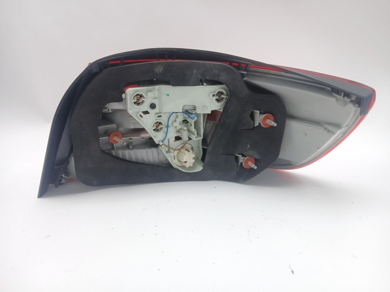 Recambio de piloto trasero izquierdo para bmw 3 descapotable (e93) 318 i referencia OEM IAM 63217162301  XXXXX