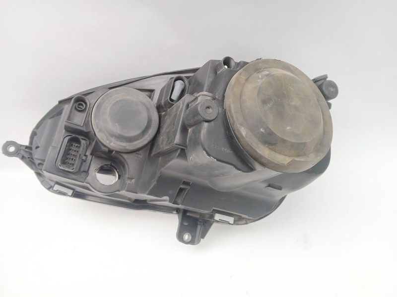 Recambio de faro derecho para volkswagen golf v (1k1) 2.0 referencia OEM IAM 1K6941006P  XXXXX