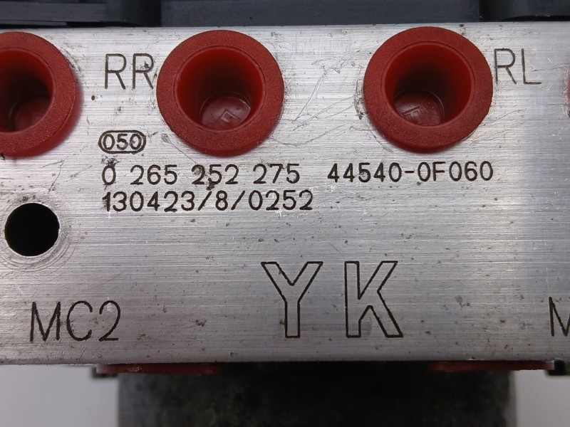 Recambio de abs para toyota verso (_r2_) 1.6 (zgr20_) referencia OEM IAM 445400F060 0265252275 0265951990
