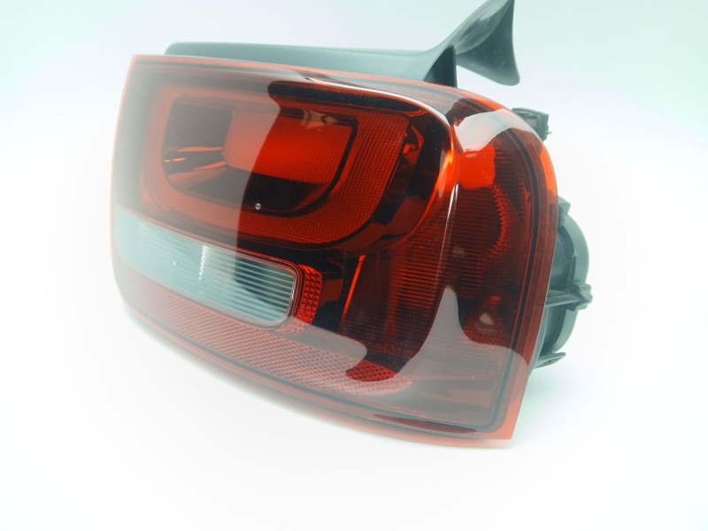 Recambio de piloto trasero derecho para citroën c4 cactus feel referencia OEM IAM 9800916080  